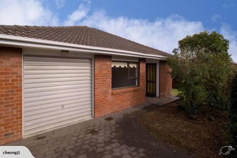 Photo of property in 2/25 Patons Road, Howick, Auckland, 2014