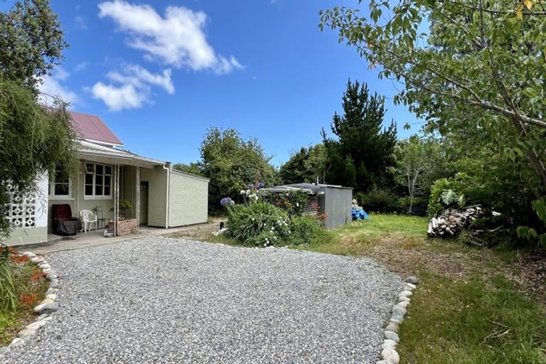 Photo of property in 31 Brougham Street, Westport, 7825