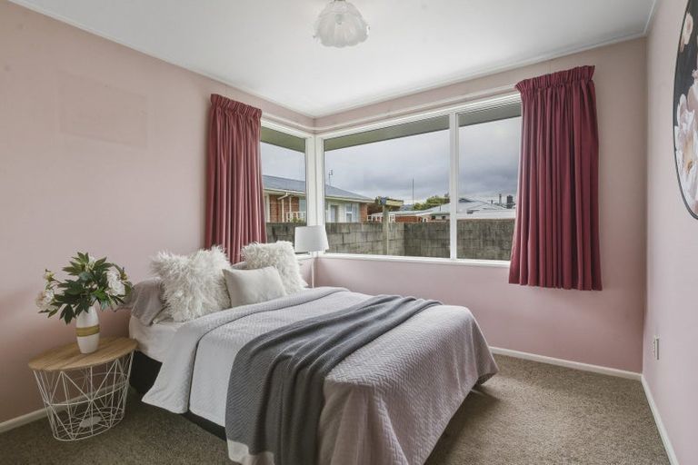 Photo of property in 76 Bay View Road, South Dunedin, Dunedin, 9012