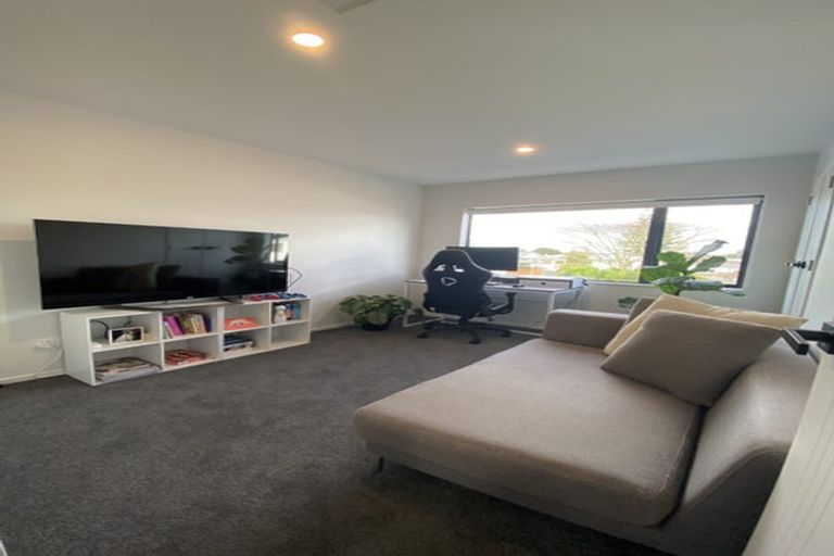 Photo of property in 7/86 Gloria Avenue, Te Atatu Peninsula, Auckland, 0610