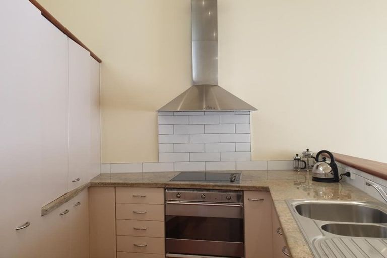 Photo of property in Sirocco Apartments, 806/8u Church Street, Wellington Central, Wellington, 6011