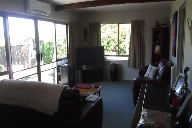 Photo of property in 37 Freyberg Avenue, Tamatea, Napier, 4112