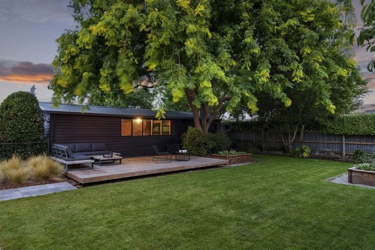 Photo of property in 86 Saint Martins Road, Saint Martins, Christchurch, 8022