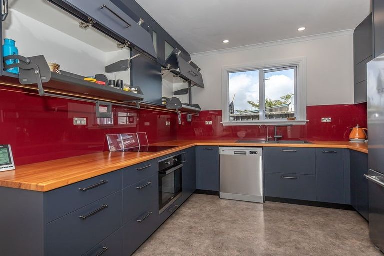 Photo of property in 169 Romilly Street, Westport, 7825