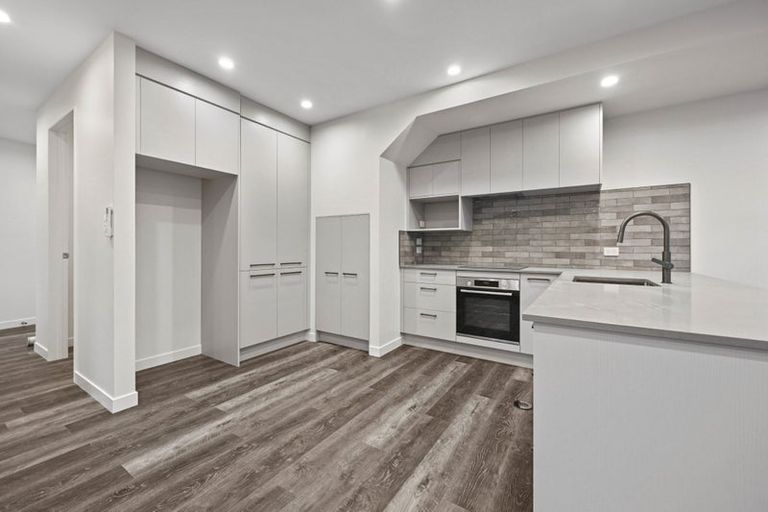 Photo of property in 24u3 Pickering Crescent, Chedworth, Hamilton, 3210
