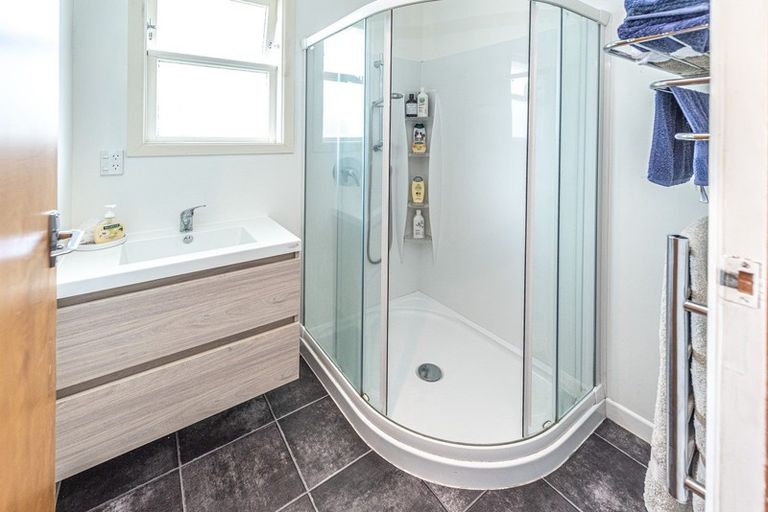 Photo of property in 17 Skerman Street, Marton, 4710