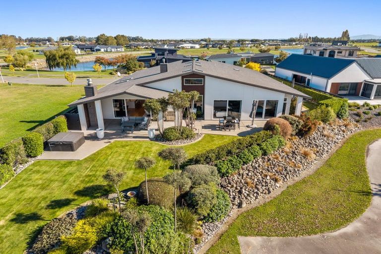 Photo of property in 4 Waterton Point, Huntingdon, Ashburton, 7774