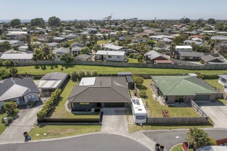 Photo of property in 61 Kane Road, Papamoa Beach, Papamoa, 3118