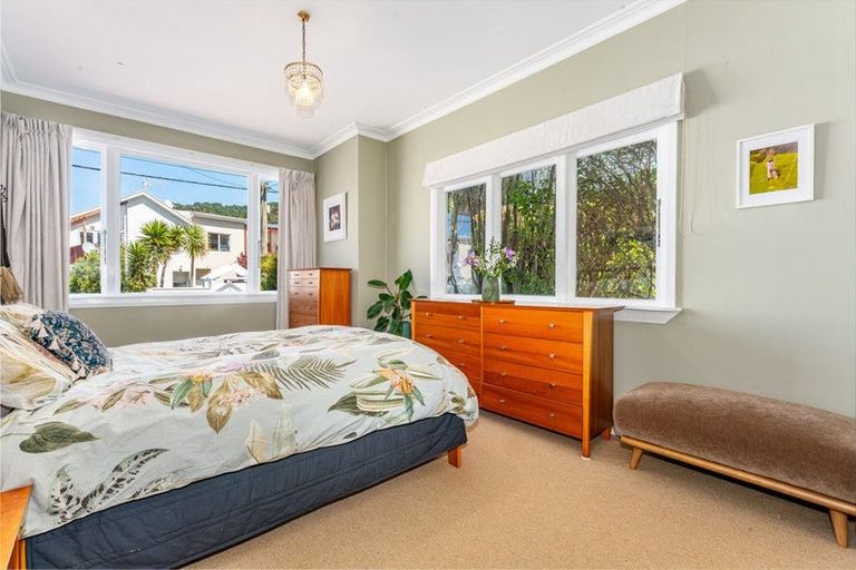 Photo of property in 8 Henry Street, Kilbirnie, Wellington, 6022