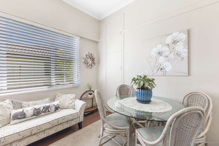 Photo of property in 21 Portia Street, Stratford, 4332