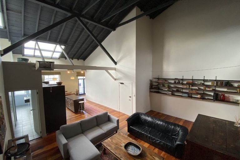 Photo of property in 2u7 King Street, Mount Cook, Wellington, 6021