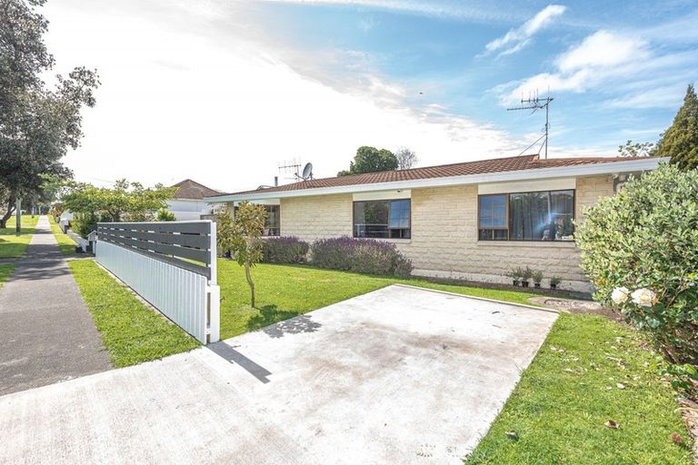 Photo of property in 2 Nixon Street, Whanganui East, Whanganui, 4500