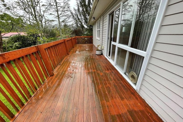 Photo of property in 65 Lauderdale Road, Birkdale, Auckland, 0626