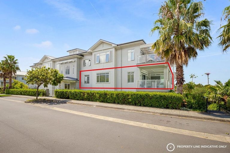 Photo of property in 72 Landmark Terrace, Orewa, 0931