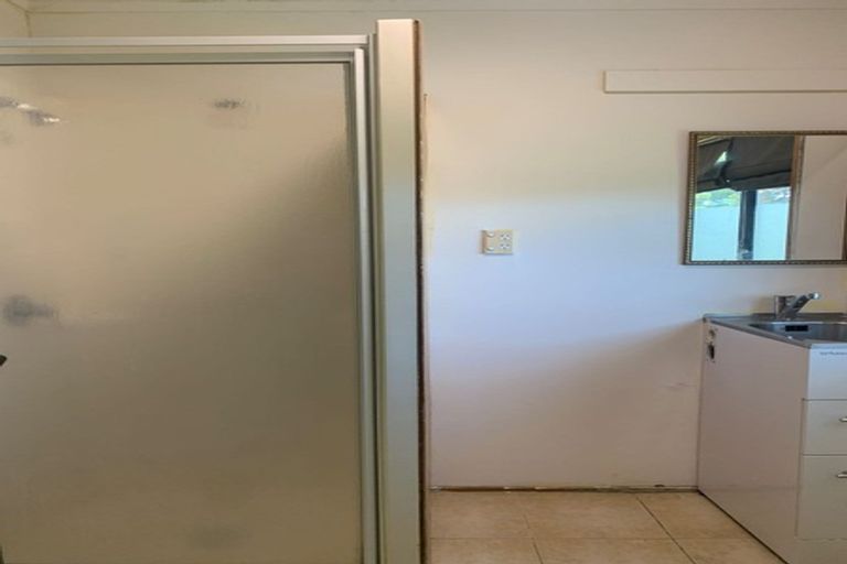 Photo of property in 4/20 Reid Road, New Lynn, Auckland, 0600