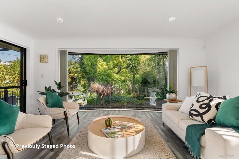Photo of property in 25 Glenvar Road, Torbay, Auckland, 0630