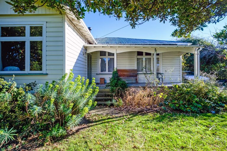 Photo of property in 12 Naylor Street, Waimate, 7924