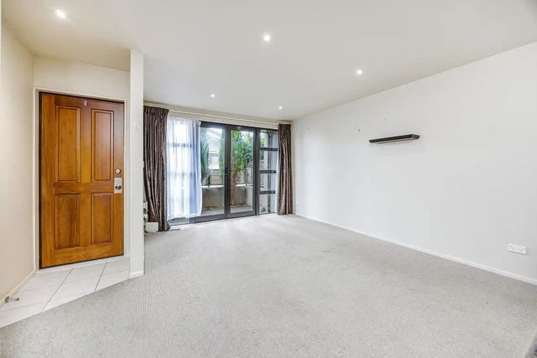 Photo of property in 31/8 Landscape Road, Papatoetoe, Auckland, 2025