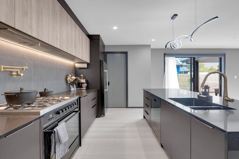 Photo of property in 7b Te Rerenga Terrace, Cambridge, 3434