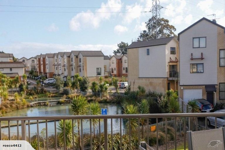 Photo of property in St Claire Village, 9/172 Mcleod Road, Te Atatu South, Auckland, 0610