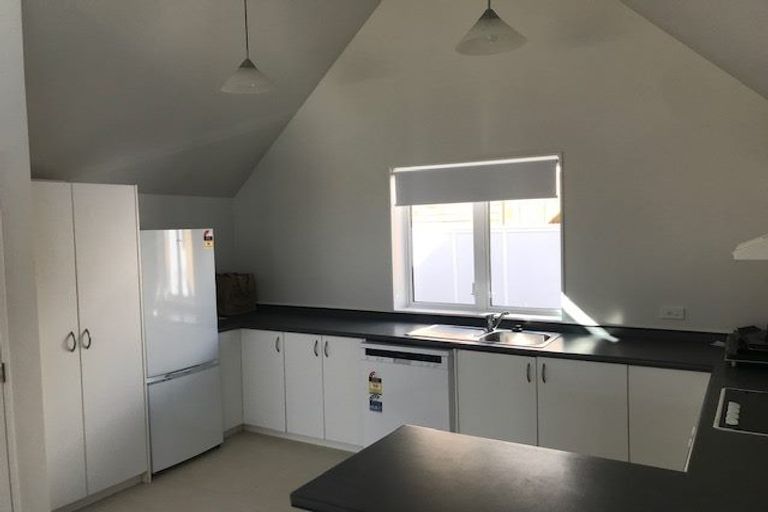 Photo of property in Pirie Street Townhouses, 22/35u Pirie Street, Mount Victoria, Wellington, 6011