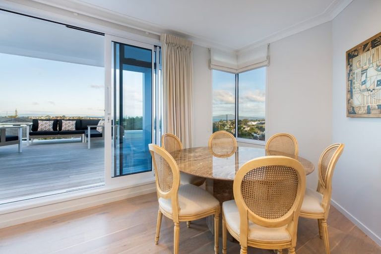 Photo of property in 17 Calypso Place, Rothesay Bay, Auckland, 0630