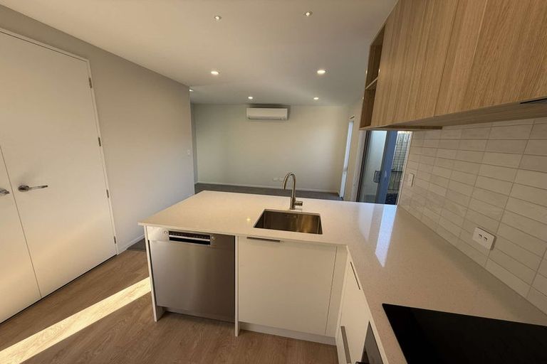 Photo of property in 4/76 Harman Street, Addington, Christchurch, 8024