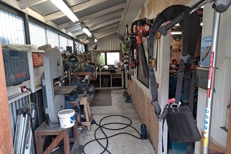 Photo of property in 30 Gunn Street, Te Anau, 9600