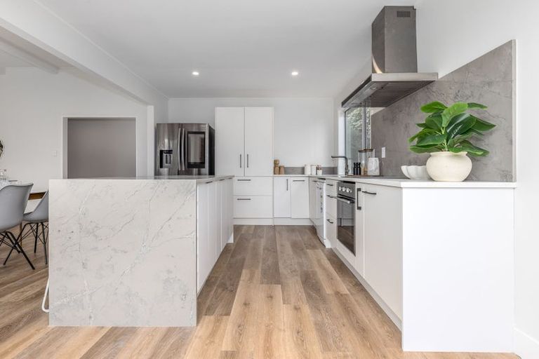 Photo of property in 92 Michael Road, Paraparaumu Beach, Paraparaumu, 5032