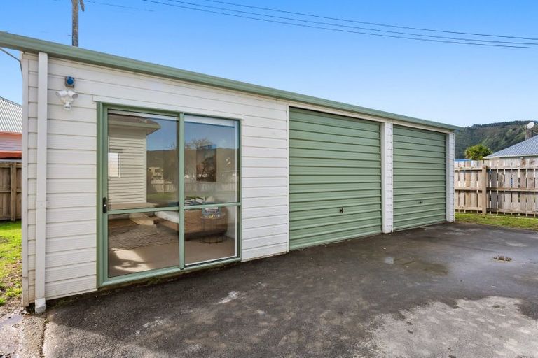 Photo of property in 2 Meldrum Street, Naenae, Lower Hutt, 5011
