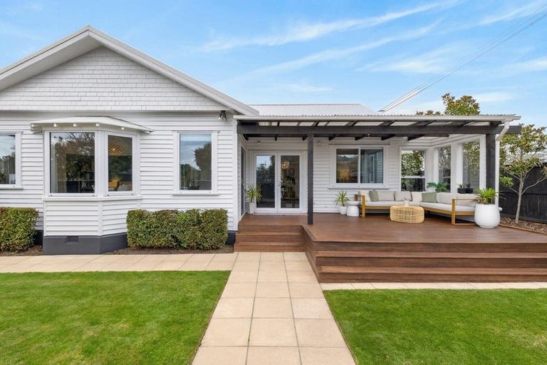Photo of property in 2 Celia Street, Redcliffs, Christchurch, 8081
