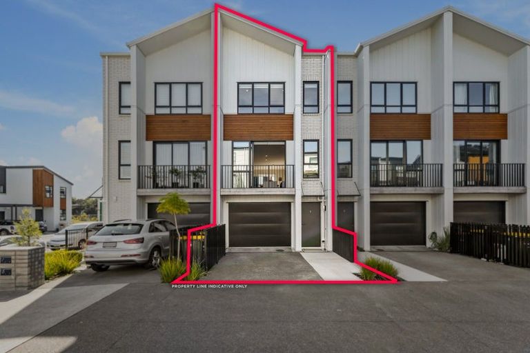 Photo of property in 3 Patrol Lane, Hobsonville, Auckland, 0616