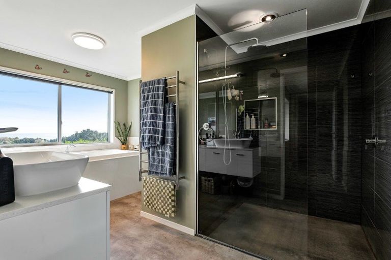 Photo of property in 51 Wilson Road, Urenui, 4375