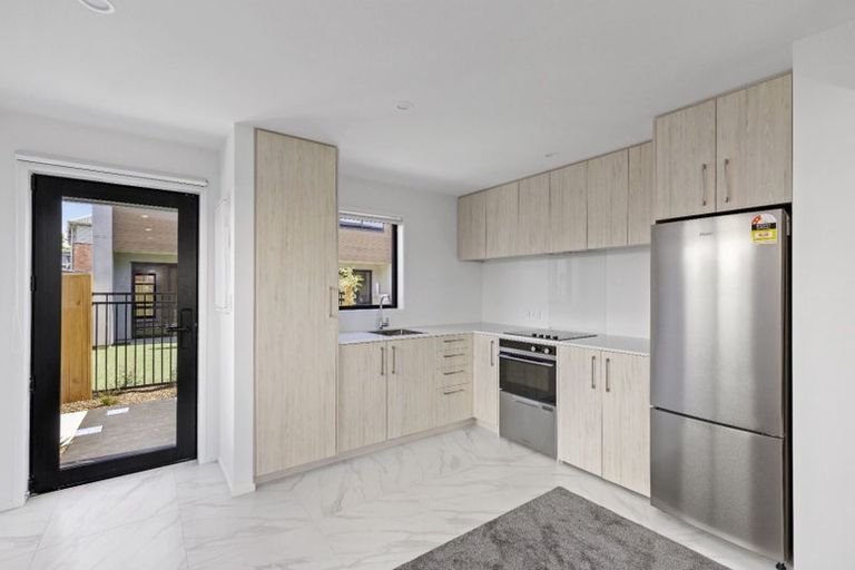 Photo of property in 3/15 Biddle Crescent, Taita, Lower Hutt, 5011
