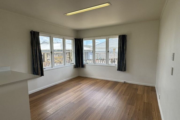 Photo of property in 341 Peachgrove Road, Fairfield, Hamilton, 3214