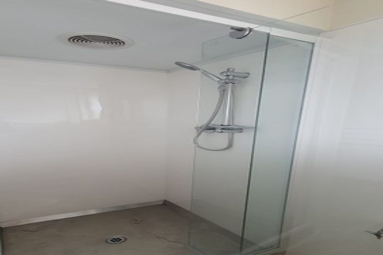 Photo of property in 1/605 Barbadoes Street, Edgeware, Christchurch, 8013