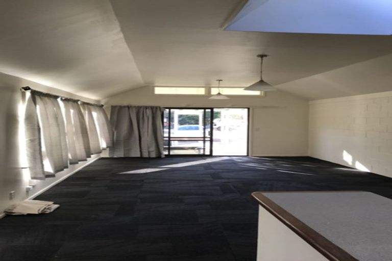 Photo of property in 371 Ohiro Road, Brooklyn, Wellington, 6021