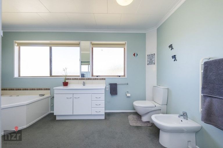 Photo of property in 32 Shelton Place, Feilding, 4702