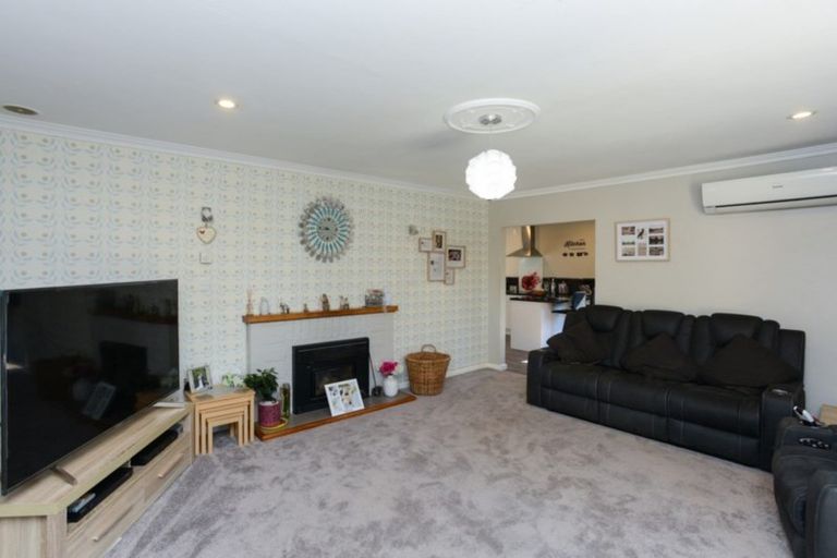 Photo of property in 9 Anzac Avenue, Onekawa, Napier, 4110