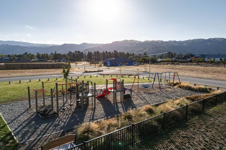Photo of property in 5 Kiwi Close, Clyde, 9330