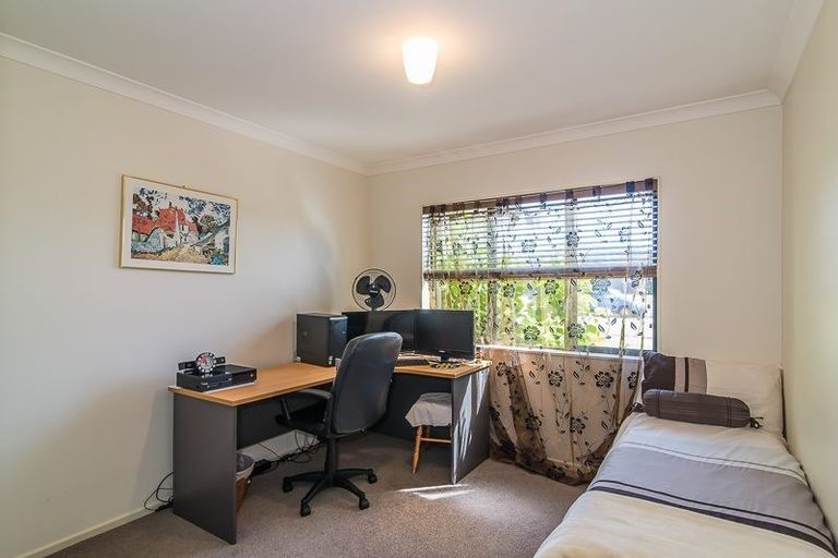 Photo of property in 65 Kotuku Drive, Paraparaumu Beach, Paraparaumu, 5032