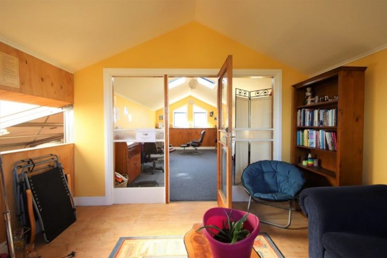 Photo of property in 305 Redcastle Road, Oamaru North, Oamaru, 9492