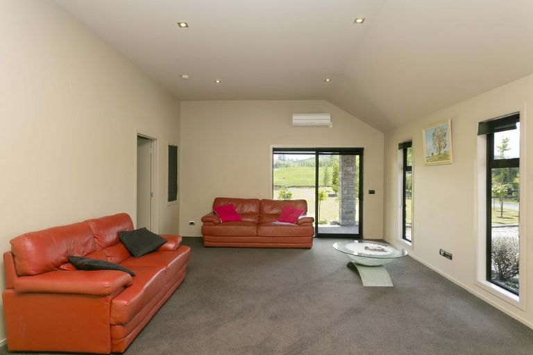 Photo of property in 5 Hitiri Road, Kinloch, Taupo, 3377