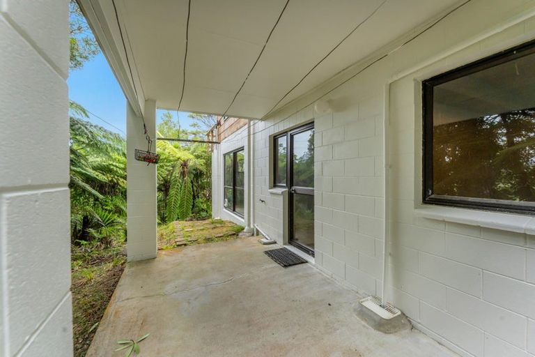Photo of property in 58 Tainui Road, Titirangi, Auckland, 0604