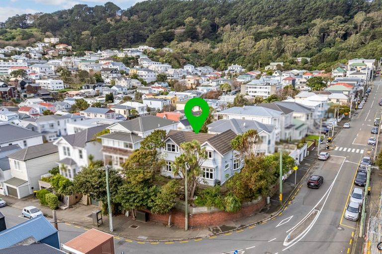 Photo of property in 75 Brougham Street, Mount Victoria, Wellington, 6011