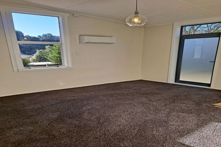 Photo of property in 11 Islington Street, North East Valley, Dunedin, 9010