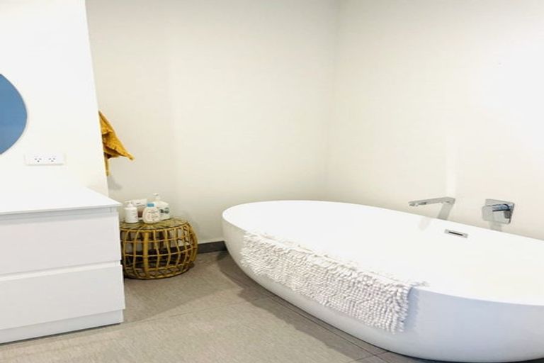 Photo of property in 489 Whangaparaoa Road, Stanmore Bay, Whangaparaoa, 0932