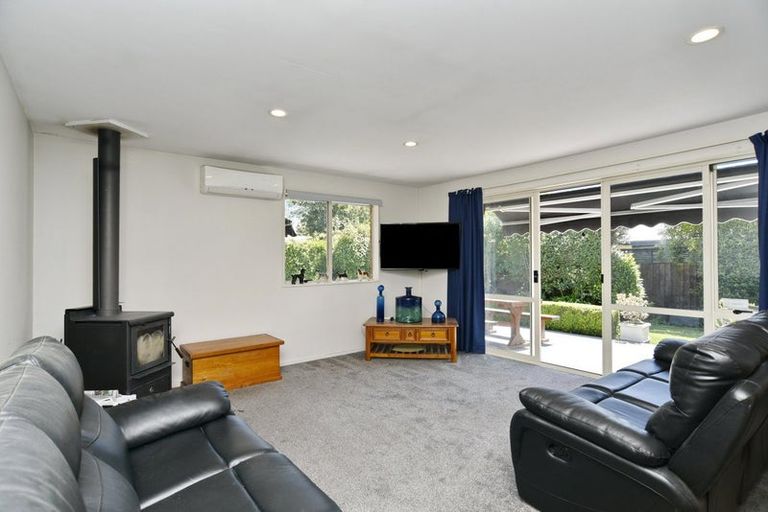 Photo of property in 83 Mackworth Street, Woolston, Christchurch, 8062