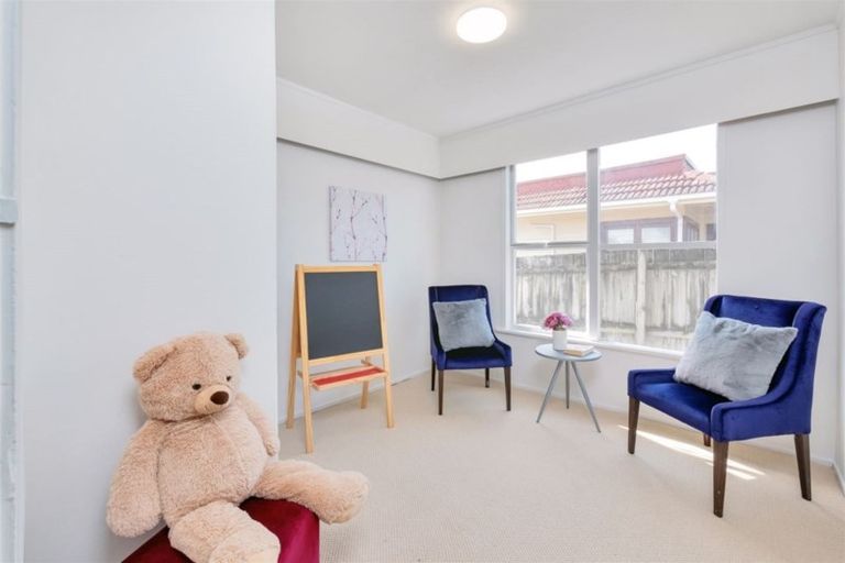 Photo of property in 57 Metcalfe Road, Ranui, Auckland, 0612