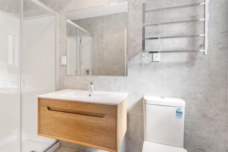 Photo of property in 15a Tributary Parade, Karaka, Papakura, 2113